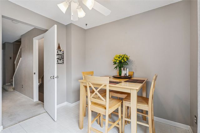 8616 Alpine Drive C, Urbandale, IA 50322