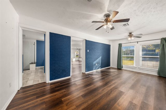 4007 Austin Avenue, Waco, TX 76710