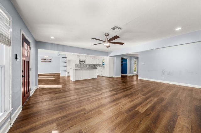 4007 Austin Avenue, Waco, TX 76710