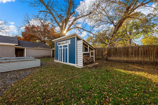 4007 Austin Avenue, Waco, TX 76710