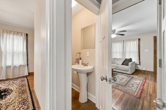 583 Melrose Avenue, Columbus, OH 43202