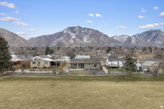 3042 S 2520 E, Millcreek, UT 84109