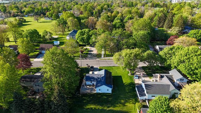 401 Barber, Ithaca, MI 48847