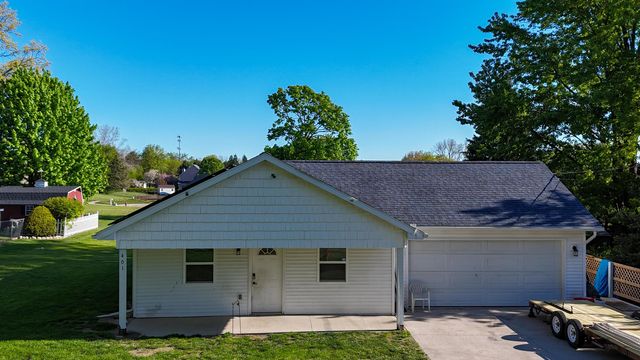 401 Barber, Ithaca, MI 48847