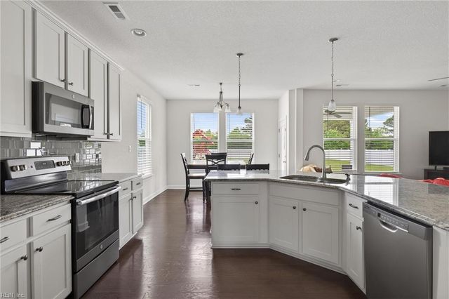 117 Moorland WAY, Moyock, NC 27958