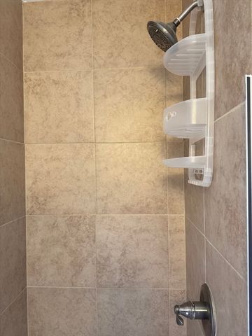 253 Humphrey St 2, Marblehead, MA 01945