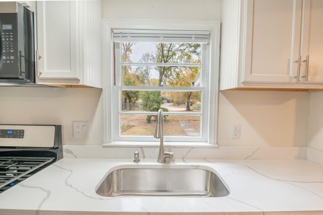 1620 Mole Lane, North Charleston, SC 29406