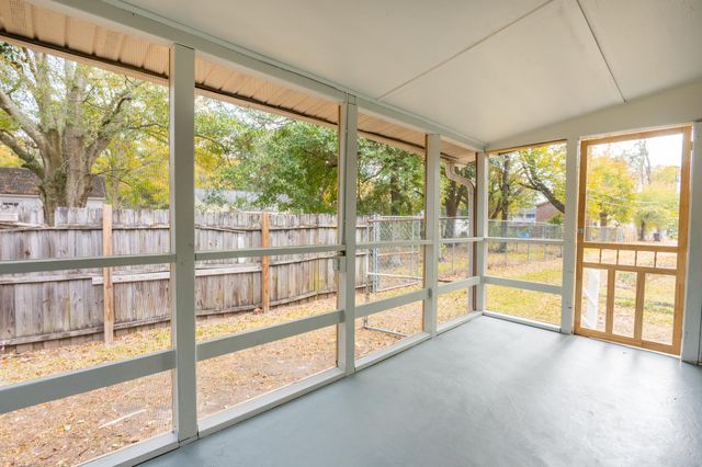 1620 Mole Lane, North Charleston, SC 29406