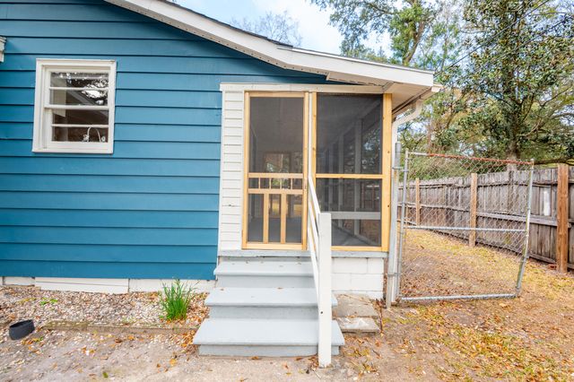 1620 Mole Lane, North Charleston, SC 29406