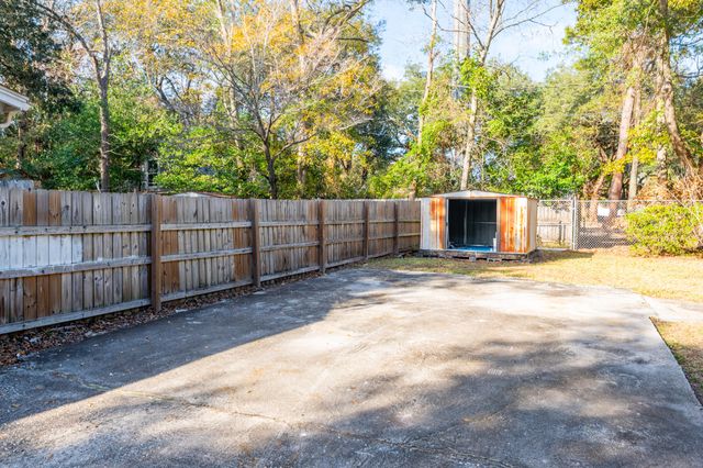 1620 Mole Lane, North Charleston, SC 29406