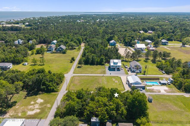 306 Perron Street, Waveland, MS 39576