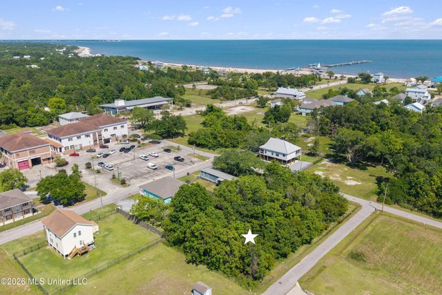 306 Perron Street, Waveland, MS 39576