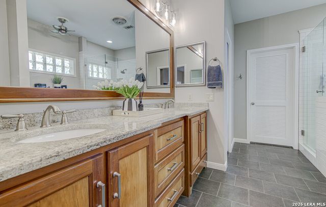 912 MISSION HILLS DR, New Braunfels, TX 78130