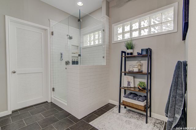 912 MISSION HILLS DR, New Braunfels, TX 78130