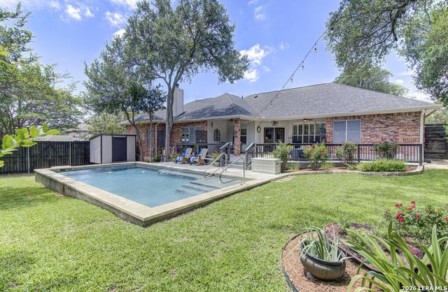 912 MISSION HILLS DR, New Braunfels, TX 78130
