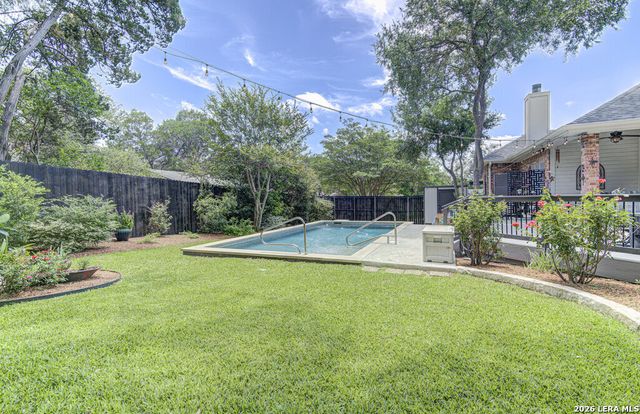 912 MISSION HILLS DR, New Braunfels, TX 78130
