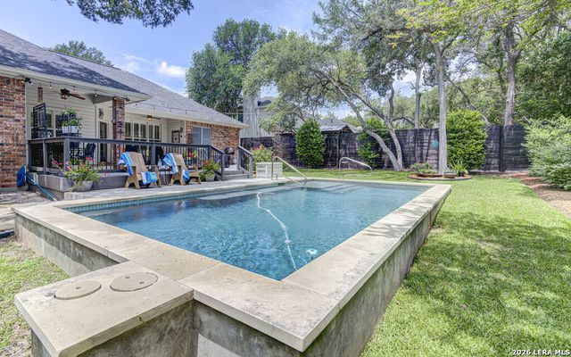 912 MISSION HILLS DR, New Braunfels, TX 78130