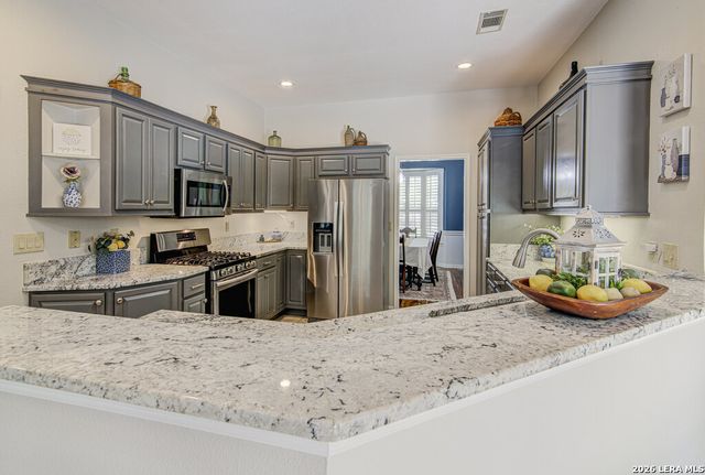 912 MISSION HILLS DR, New Braunfels, TX 78130