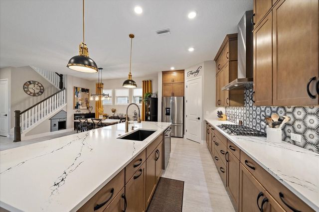 7313 DONNYBROOK LANE, Sarasota, FL 34240