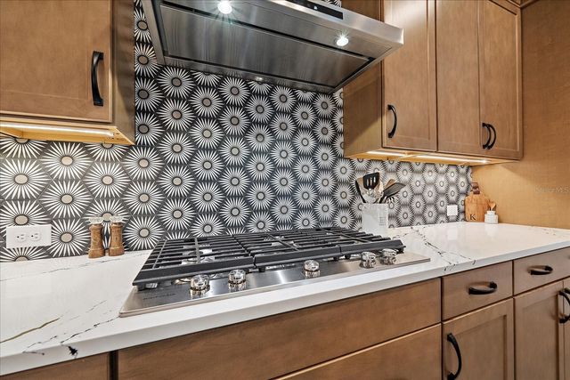 7313 DONNYBROOK LANE, Sarasota, FL 34240