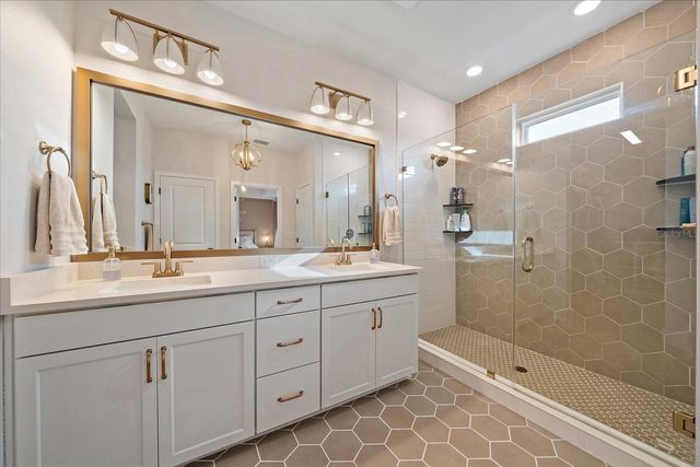 7313 DONNYBROOK LANE, Sarasota, FL 34240