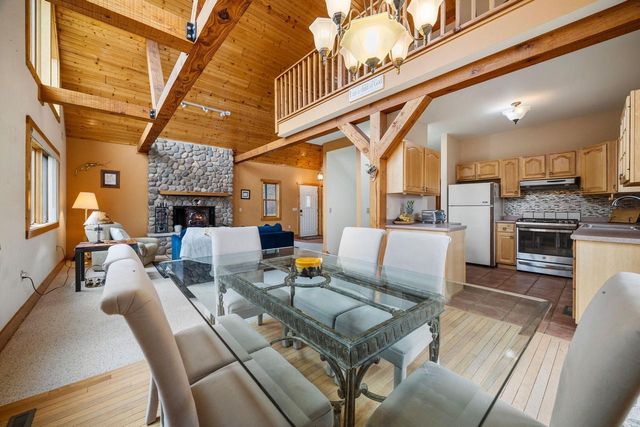 N5568 Johnson ROAD, Delavan, WI 53115