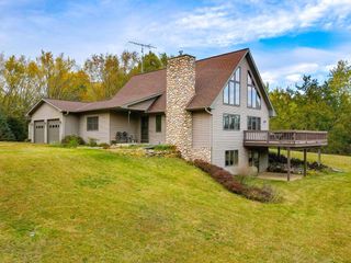 N5568 Johnson ROAD, Delavan, WI 53115