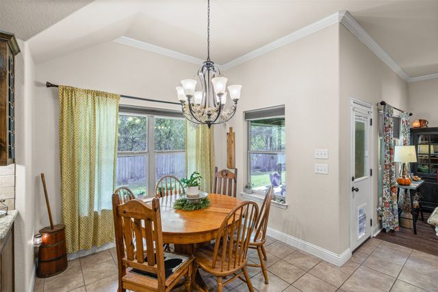 510 Lockwood Lane, Weatherford, TX 76087