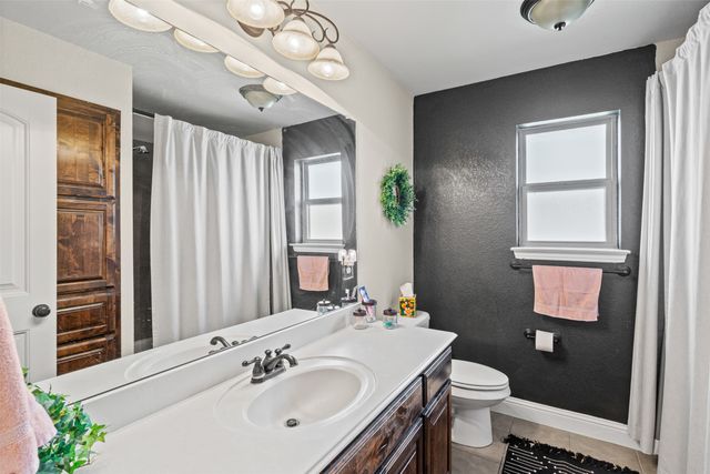 510 Lockwood Lane, Weatherford, TX 76087