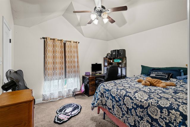 510 Lockwood Lane, Weatherford, TX 76087