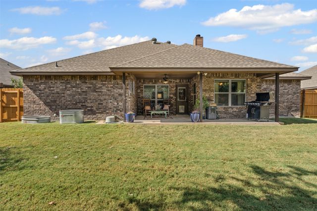 510 Lockwood Lane, Weatherford, TX 76087