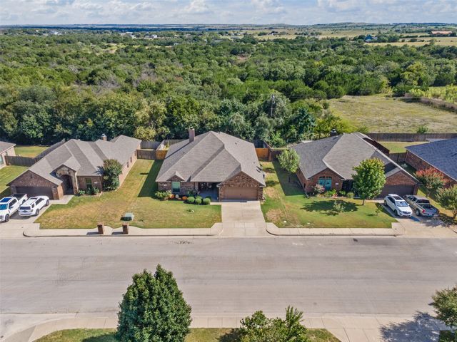 510 Lockwood Lane, Weatherford, TX 76087