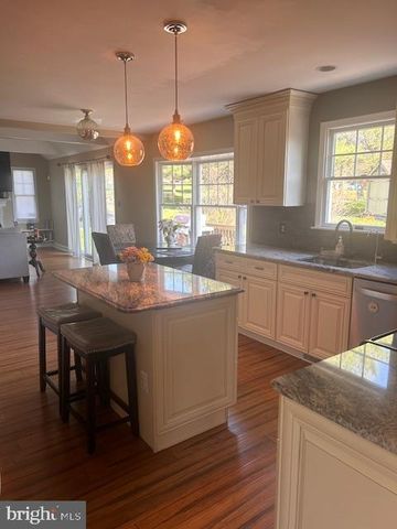 714 WOODLAND AVE, Norristown, PA 19403