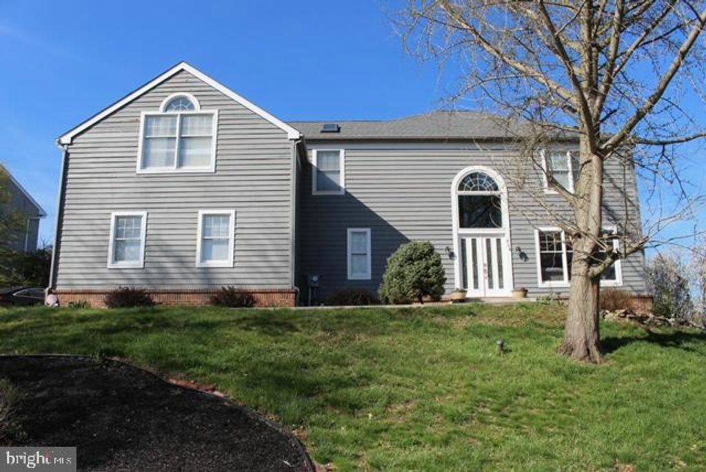 714 WOODLAND AVE, Norristown, PA 19403