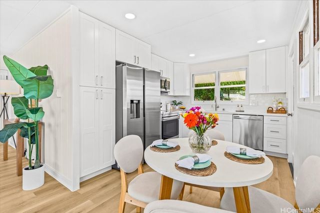 1410 Akamai Street, Kailua, HI 96734