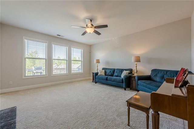 1060 Crescent Ridge Drive, Buford, GA 30518