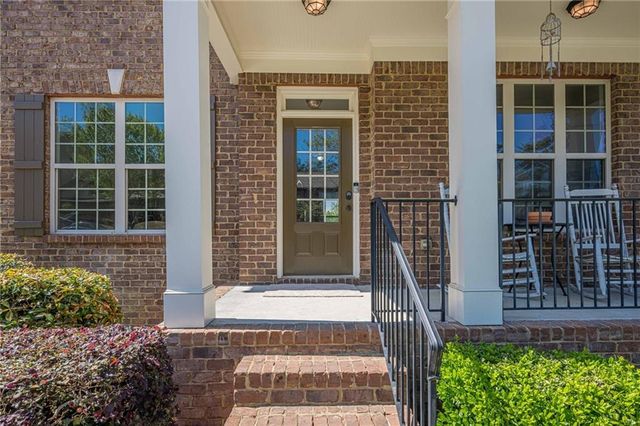 1060 Crescent Ridge Drive, Buford, GA 30518
