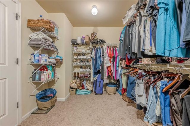 1060 Crescent Ridge Drive, Buford, GA 30518