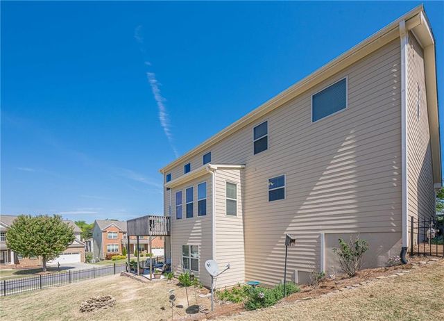 1060 Crescent Ridge Drive, Buford, GA 30518