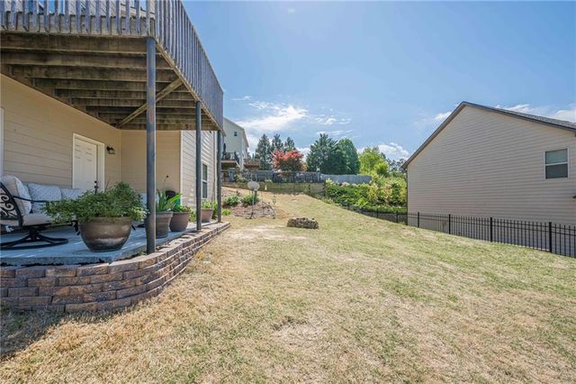 1060 Crescent Ridge Drive, Buford, GA 30518