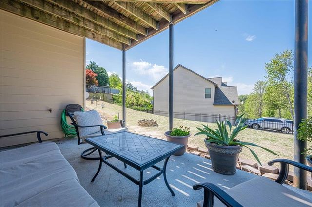1060 Crescent Ridge Drive, Buford, GA 30518