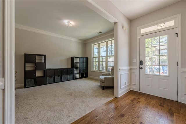 1060 Crescent Ridge Drive, Buford, GA 30518