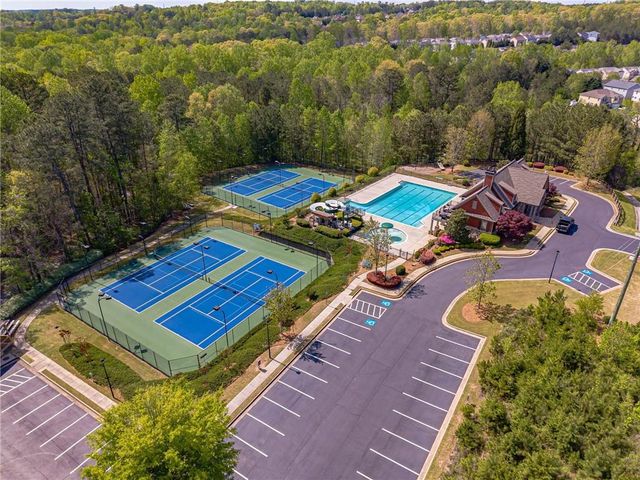 1060 Crescent Ridge Drive, Buford, GA 30518
