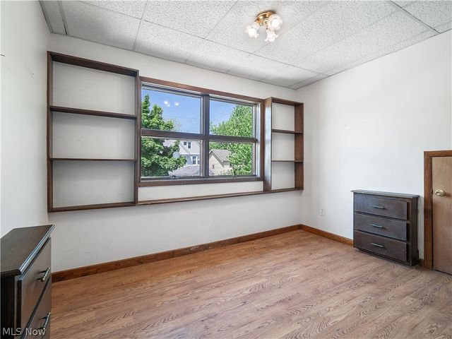1331 Cranford Avenue, Lakewood, OH 44107