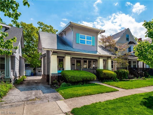1331 Cranford Avenue, Lakewood, OH 44107