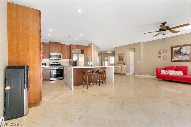 10617 Redwood Grove Avenue, Las Vegas, NV 89144