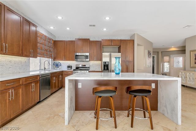 10617 Redwood Grove Avenue, Las Vegas, NV 89144