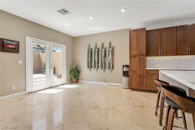 10617 Redwood Grove Avenue, Las Vegas, NV 89144
