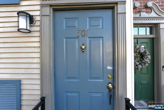 501 Quince Court, Mahwah, NJ 07430