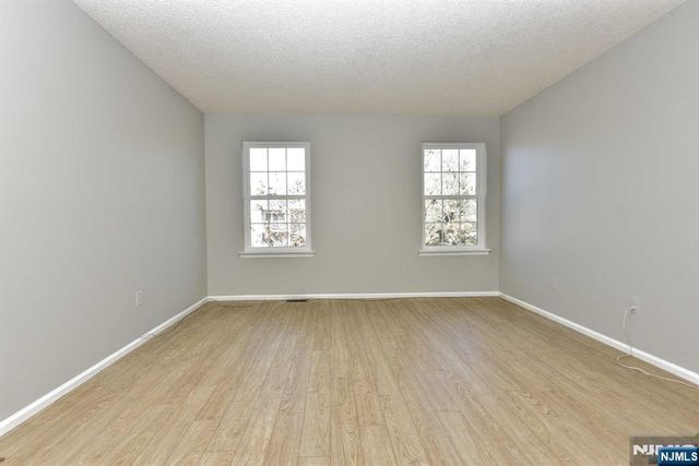 501 Quince Court, Mahwah, NJ 07430
